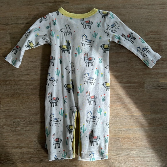Finn + Emma | Long-sleeve Llama Romper | 3-6m - Picture 4 of 4